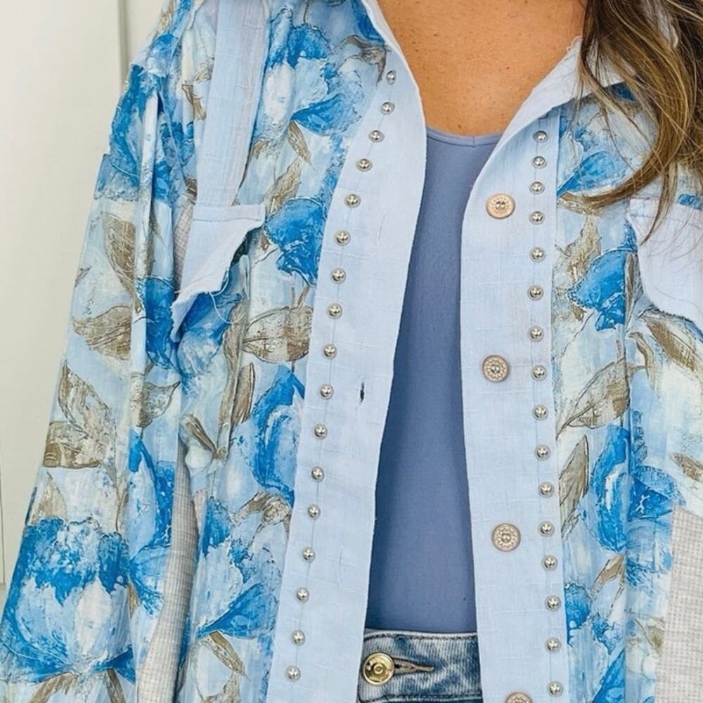 POL Patchwork Blossoms Top In Blue - image 5